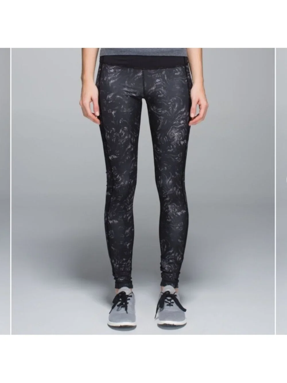 Lululemon Speed Tight II *Full-On Luxtreme
